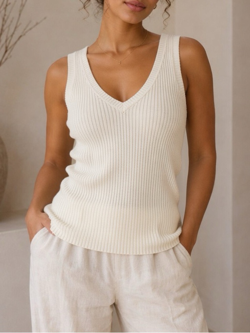 Nine West Cream Ribbed V-Neck Sleeveless Tank